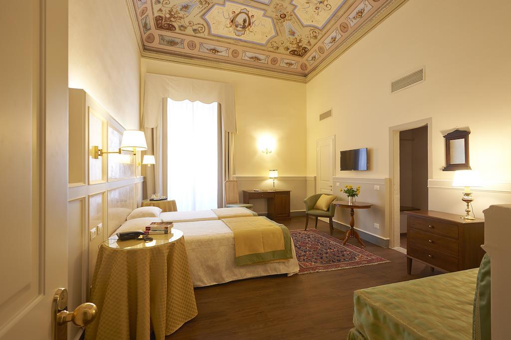 Hotel Firenze Capitale Exterior foto